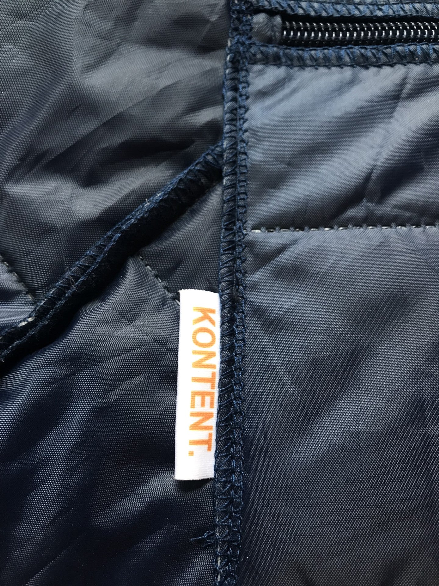 Midnight Blue Xtra mini Quilted Triangle Bag