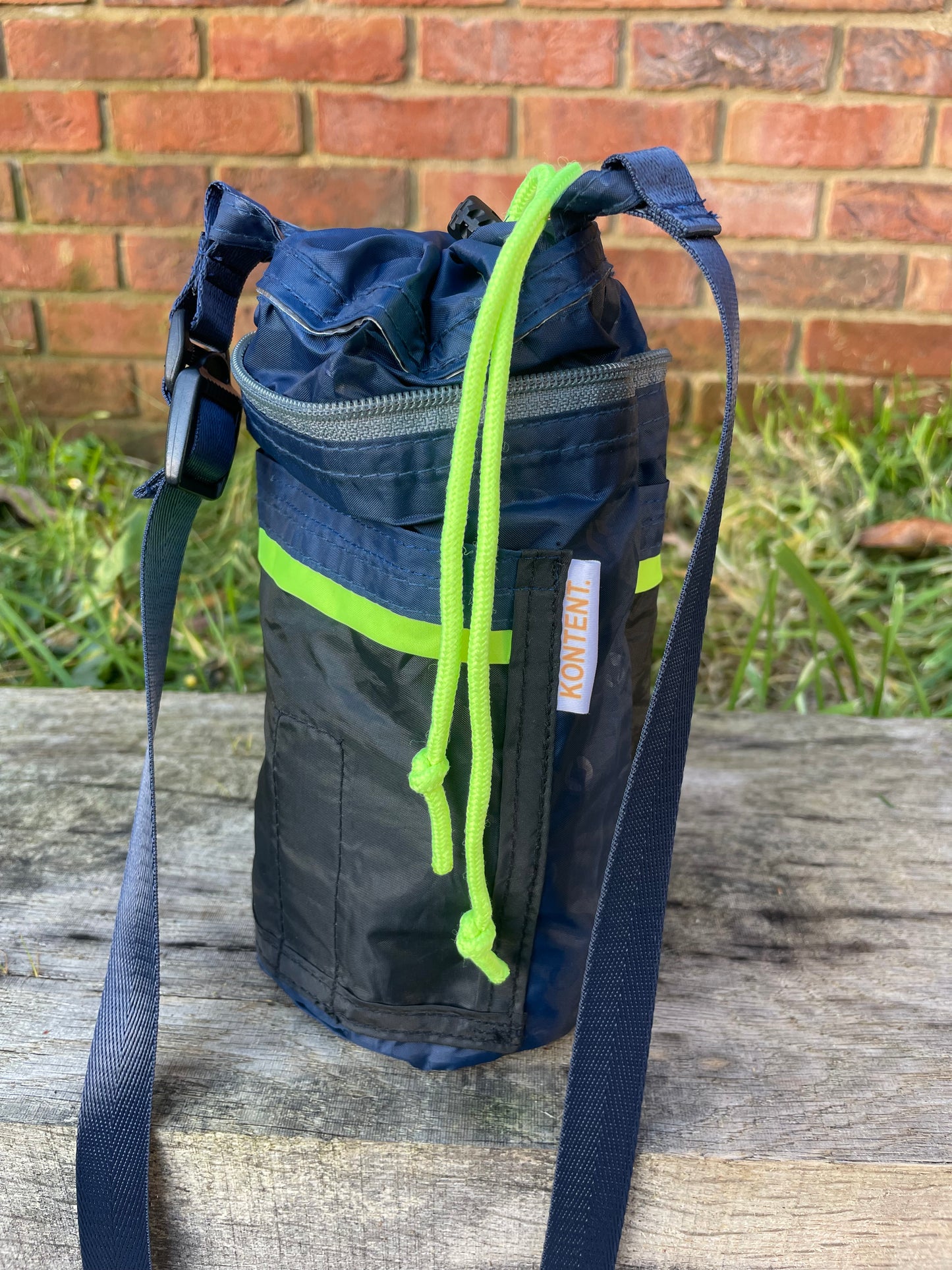 Blue / Black Bottle Bag with zip trim